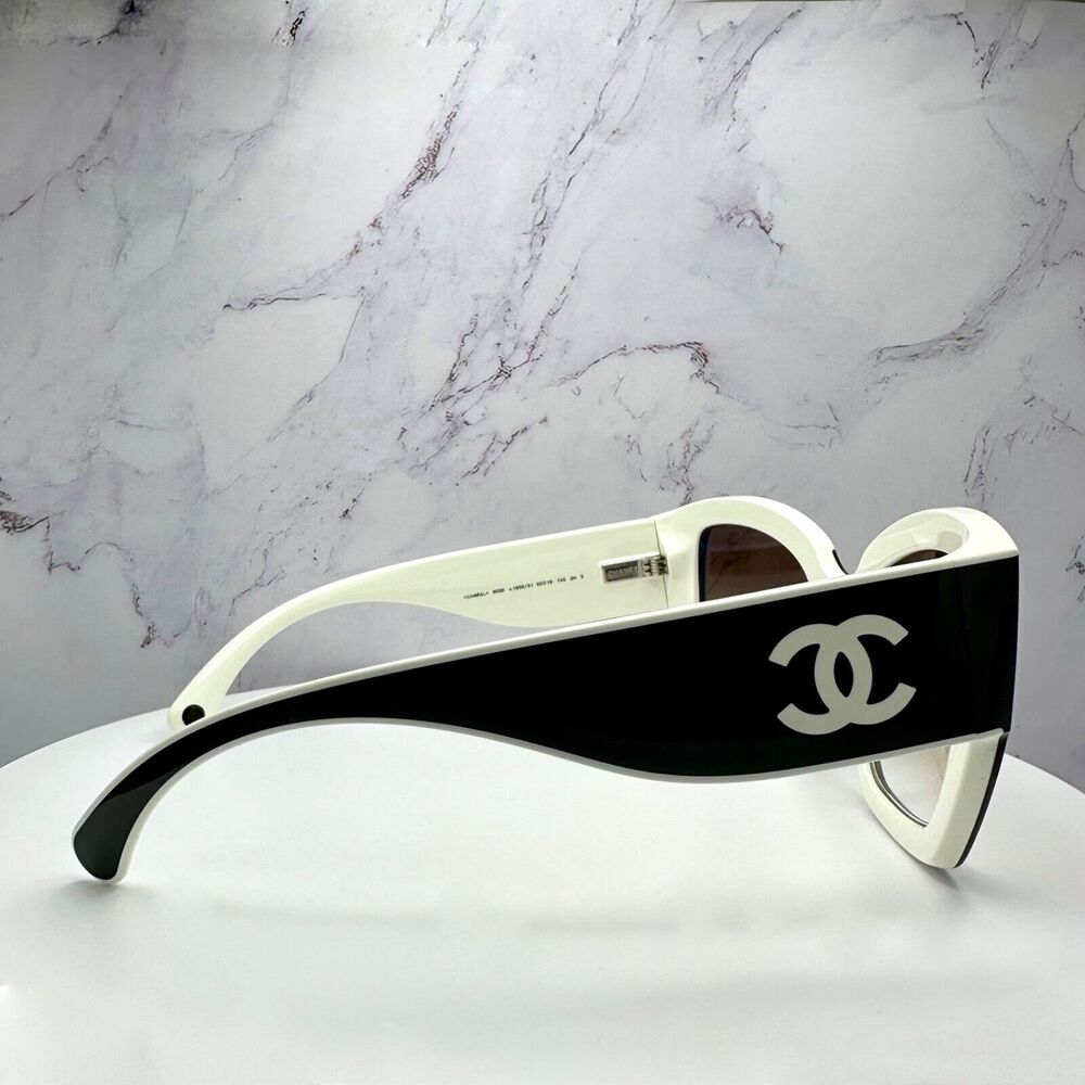 New CHANEL Sunglasses - Picture 5 of 16